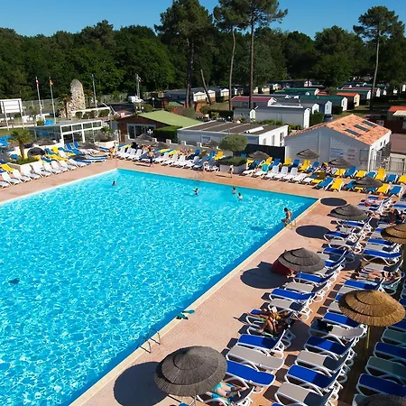 Camping Cote O - Quartier Privilege Les Sables De Cordouan 4*
