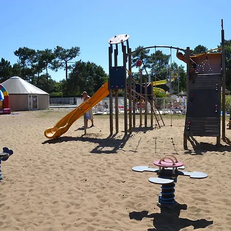 Camping Cote O - Quartier Privilege Les Sables De Cordouan 4*
