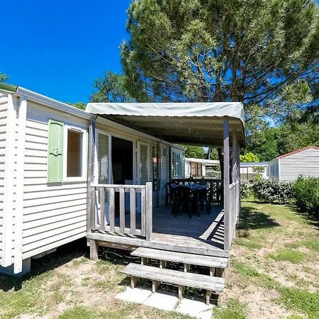 Camping Cote O - Quartier Privilege Les Sables De Cordouan 4*